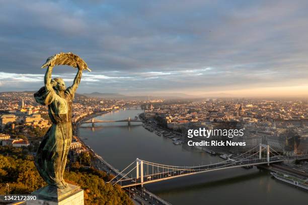 aerial view from citadella statue at sunrise - budapest stock pictures, royalty-free photos & images
