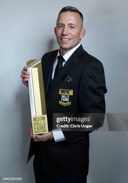 George Ufc Georges St Pierre Ufc Portraits Photos and Premium High Res Pictures ...