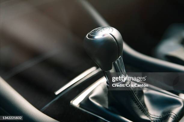 close up of car gear shift lever - shift gear knob stock pictures, royalty-free photos & images