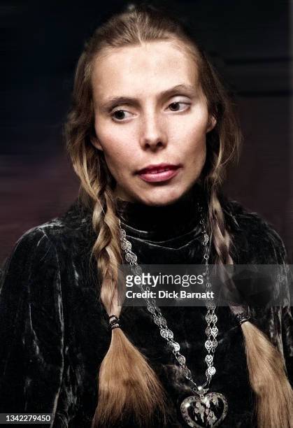 Image has been digitally converted to colour from a black and white analogue original.) Portrait of Joni Mitchell in London, 1970.