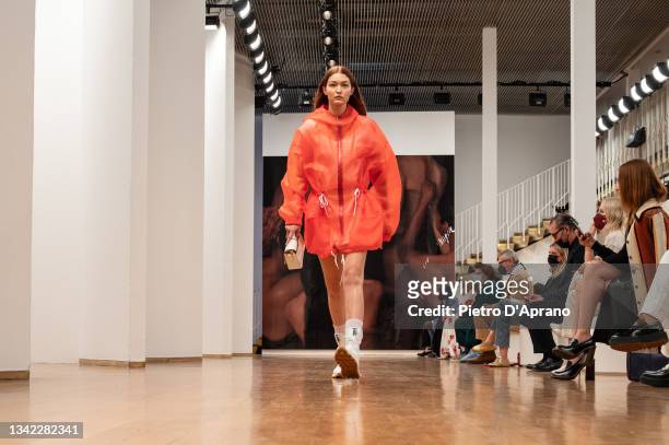 Gigi Hadid walks the runway at the Tod's fashion show during the Milan Fashion Week - Spring / Summer 2022 on September 24, 2021 in Milan, Italy.