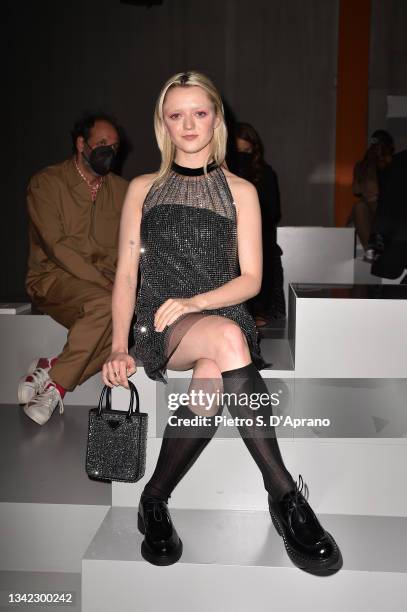 Maisie Williams attends the Prada Show during Milan Fashion Spring/Summer 2022 on September 24, 2021 in Milan, Italy.