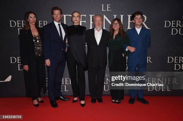 Zoé Bruneau, Kevin J. Walsh, Jodie Comer, Ridley Scott, Nicole Holofcener, and Alex Lawther attend the French premiere of 20th Century Studios' "The...