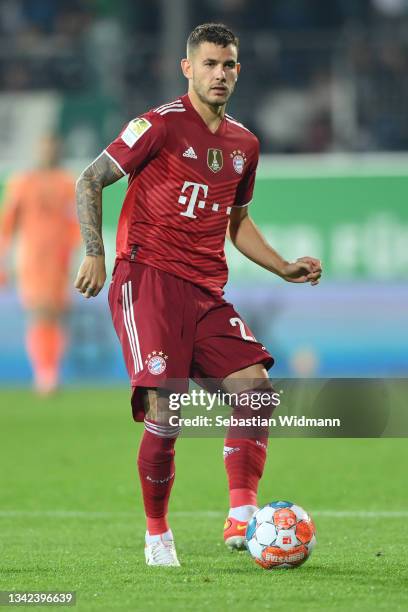 Lucas Hernandez of FC Bayern Muenchen plays the ball during the Bundesliga match between SpVgg Greuther Fürth and FC Bayern München at Sportpark...