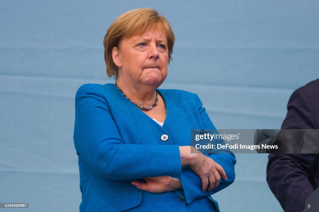 Merkel and Laschet Campaign in Aachen on Eve of Federal Elections