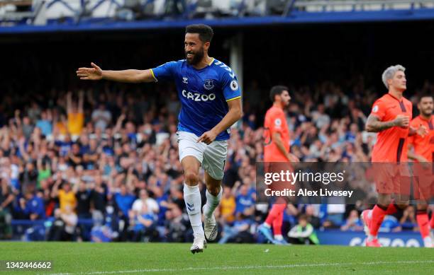 Andros Townsend of Everton celebrates after scoring their side's first goal during the Premier League match between Everton and Norwich City at...