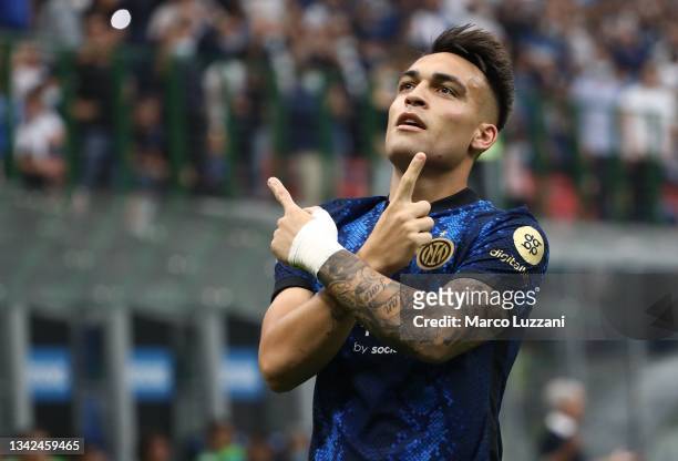 Lautaro Martinez of FC Internazionale celebrates after scoring the opening goal during the Serie A match between FC Internazionale and Atalanta BC at...