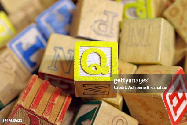 toy blocks - letter q - q stock pictures, royalty-free photos & images