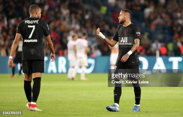Kylian Mabppe of Paris Saint-Germain react with Neymar Jr during the Ligue 1 Uber Eats match between Paris Saint Germain and Montpellier at Parc des...