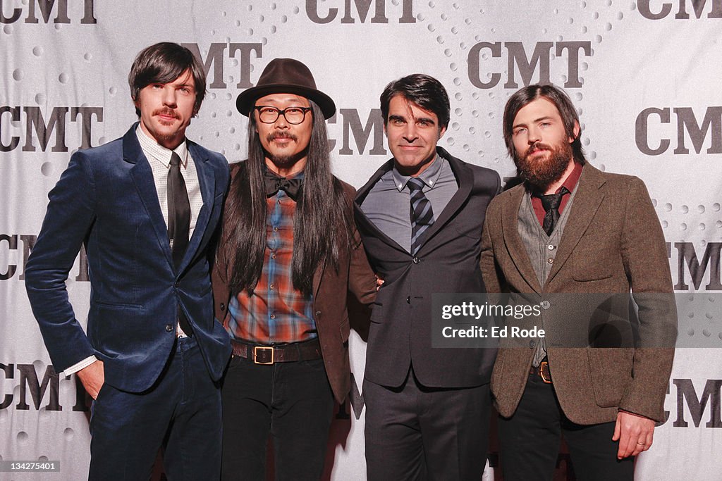 CMT Artists Of The Year 2011 - Arrivals