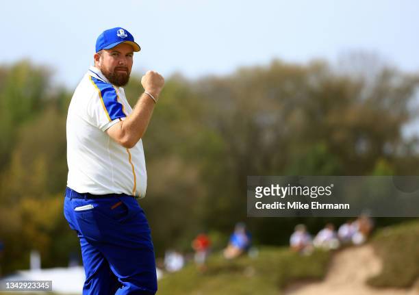Shane Lowry of Ireland and team Europe reacts on the tenth green during Sunday Singles Matches of the 43rd Ryder Cup at Whistling Straits on...