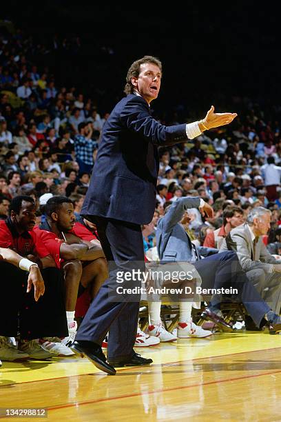 Chicago Bulls head coach Doug Collins reacts against the Los Angeles Lakers circa 1987 at the Great Western Forum in Inglewood, California . NOTE TO...
