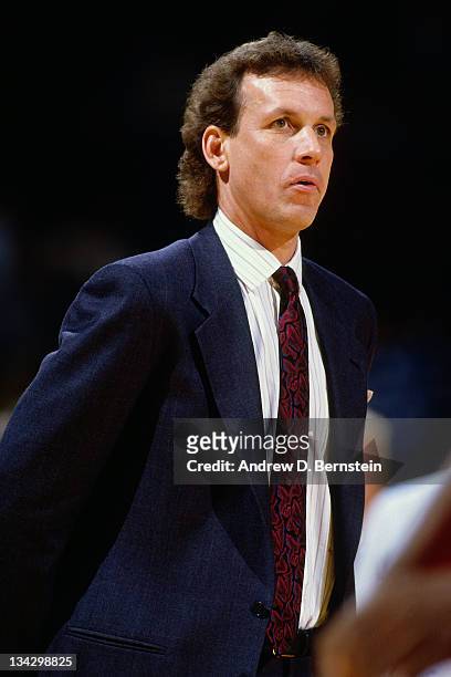 Chicago Bulls head coach Doug Collins looks on against the Los Angeles Lakers circa 1987 at the Great Western Forum in Inglewood, California . NOTE...