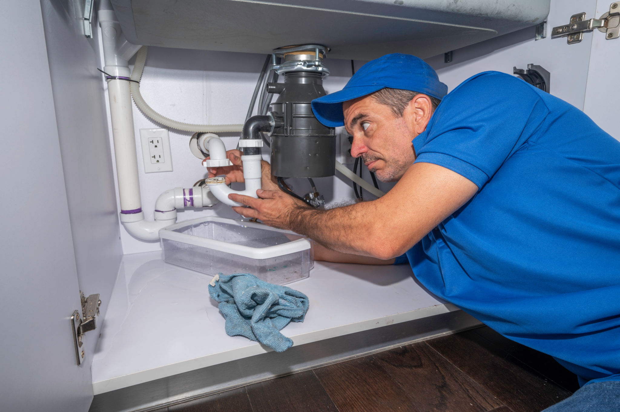 plumber-working