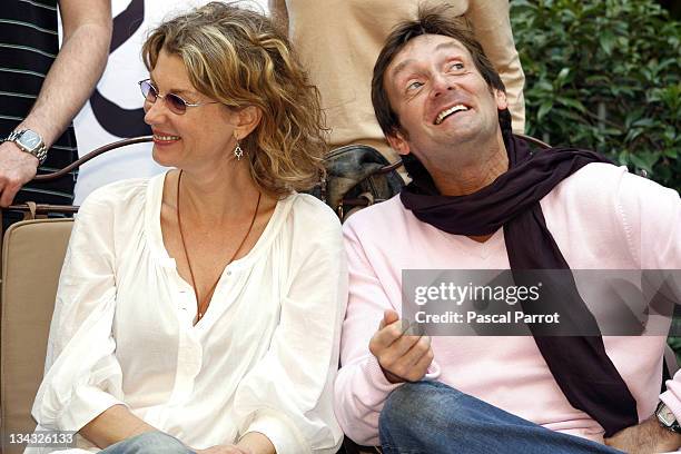 Pierre Palmade and Michele Laroque pose during the 14th edition of the association "Fight Aids" press conference