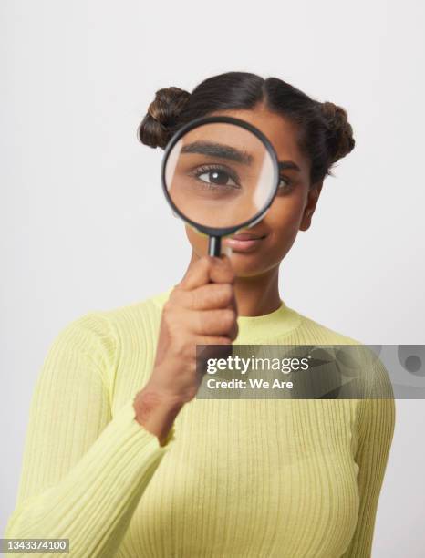 the search - magnifying glass bildbanksfoton och bilder