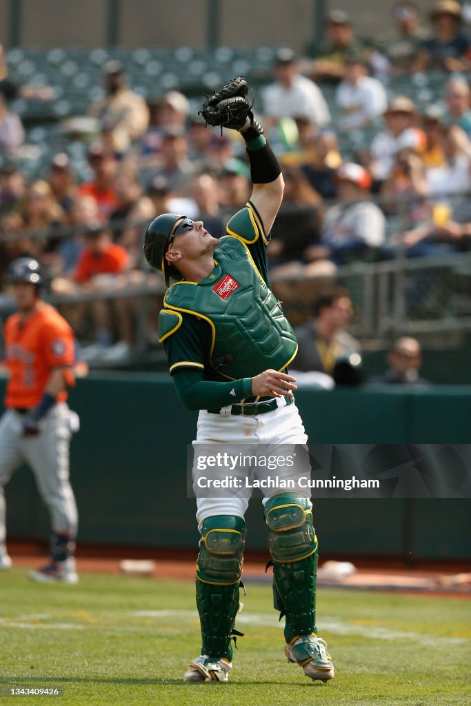 Houston Astros v Oakland Athletics