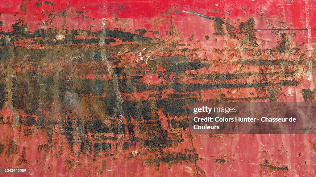 Rusty Red Plate Empty Red And Rusty Metal Plate In Havana High-Res Stock Photo - Getty ...