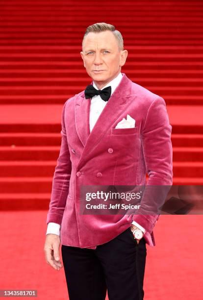 Daniel Craig attends the World Premiere of "NO TIME TO DIE" at the Royal Albert Hall on September 28, 2021 in London, England.