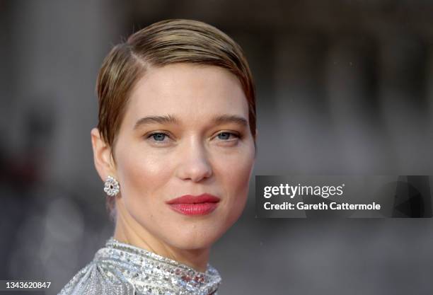 Léa Seydoux attends the "No Time To Die" World Premiere at Royal Albert Hall on September 28, 2021 in London, England.