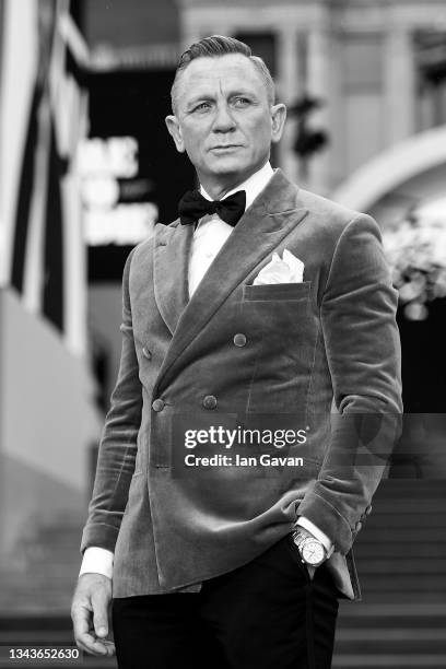 Daniel Craig attends the World Premiere of "NO TIME TO DIE" at the Royal Albert Hall on September 28, 2021 in London, England.