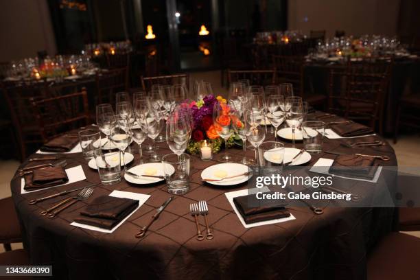 a formal table setting - formal party stock pictures, royalty-free photos & images