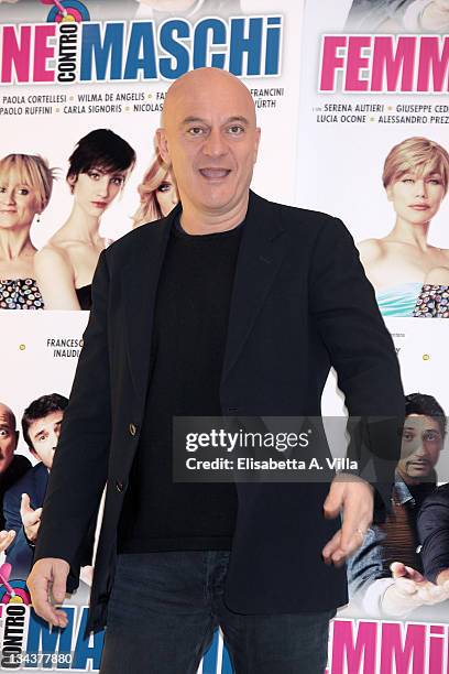 Italian actor Claudio Bisio attends "Femmine Contro Maschi" photocall at Adriano Cinema on January 28, 2011 in Rome, Italy.