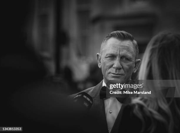 Daniel Craig attends the "No Time To Die" World Premiere at Royal Albert Hall on September 28, 2021 in London, England.