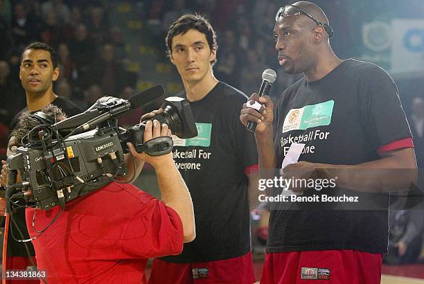 Andre Riddick, #10 of Belgacom Spirou Basket talks to the crowd giving support to Special Olympics Athletes the 2011-2012 Turkish Airlines Euroleague...