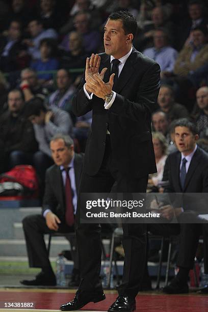 Ufuk Sarica, Head Coach of Anadolu Efes during the 2011-2012 Turkish Airlines Euroleague Regular Season Game Day 7 between Belgacom Spirou v Anadolu...