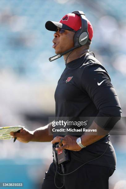 Defensive coordinator Vance Joseph of the Arizona Cardinals looks on against the Jacksonville Jaguars at TIAA Bank Field on September 26, 2021 in...