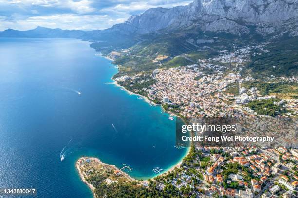 makarska riviera, dalmatian coast, adriatic sea, split-dalmatia, croatia - マカルスカ ストックフォトと画像