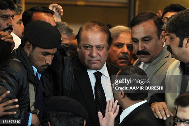Nawaz Rangsaz 59 Nawaz Sharif 2011 Stock Photos, High-Res Pictures, and Images ...