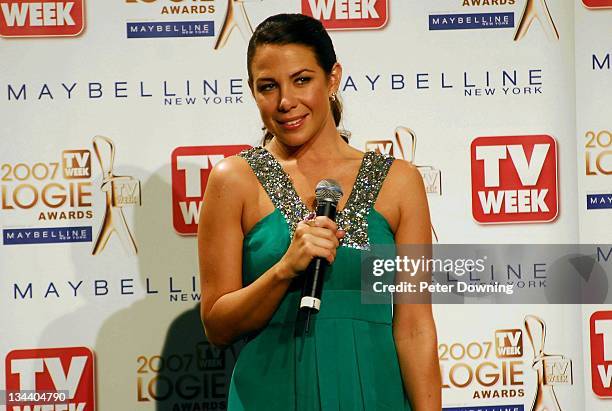 Kate Ritchie wins the top accolade, the Gold Logie for Most Popular Personality.