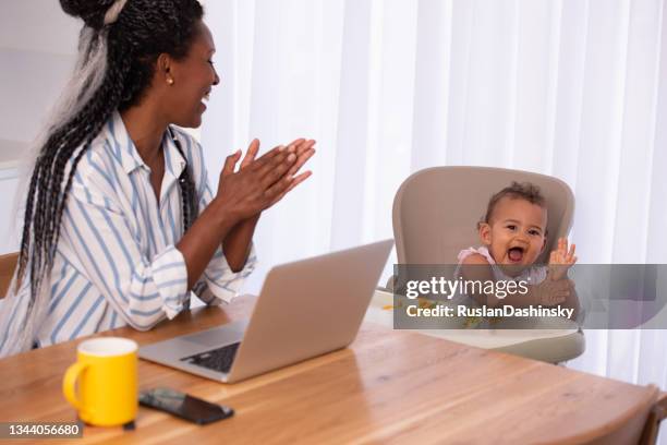 Clapping Mother Mom Clapping With Baby Photos and Premium High Res Pictures - Getty Images