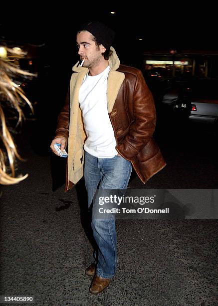 Colin Farrell leaving the Purty Kitchen Bar during Colin Farrell Sighting in Dublin - December 19, 2004 in Dublin, Ireland.