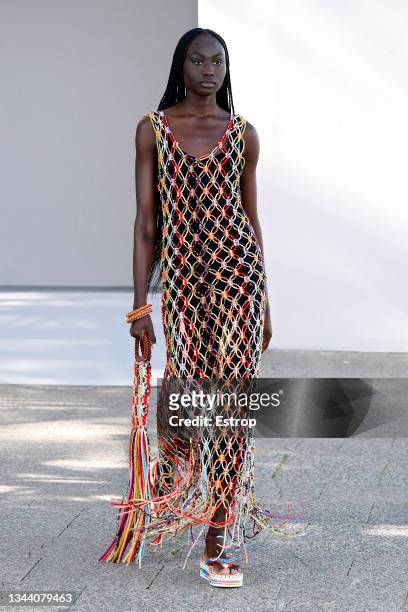 Model walks the runway during the Chloe fashion show during Paris Women's Fashion Week Spring/Summer 2022 on September 30, 2021 in Paris, France.