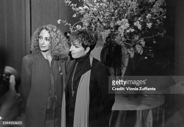 American actress and fashion model Marisa Berenson with American actress and singer Liza Minnelli during a tribute at the Lincoln Center's Alice...