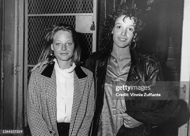 American actress Jodie Foster and American actress Jennifer Beals attend 'Top Gun' afterparty at the Cafe America in New York City, New York, 1986....