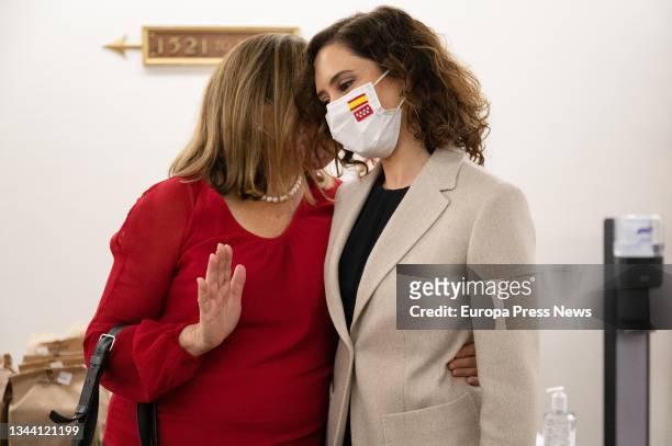 The politician of the Conservative Party of the United States, Loretta Sanchez and the President of the Community of Madrid, Isabel Diaz Ayuso , on...