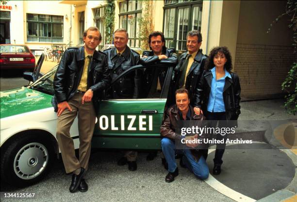 Großstadtrevier, ARD TV Krimi-Serie das Hamburger Polizei-Team: PETER HEINRICH BRIX, EDGAR HOPPE, JAN FEDDER, PETER NEUSSER, TILL DEMTRÖDER, MARIA...