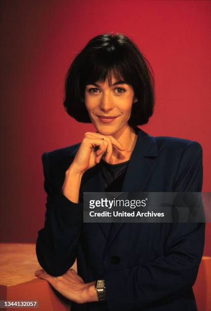 Sandra Maahn, deutsche Nachrichtensprecherin und Fernsehmoderatorin, Portrait circa 1998.