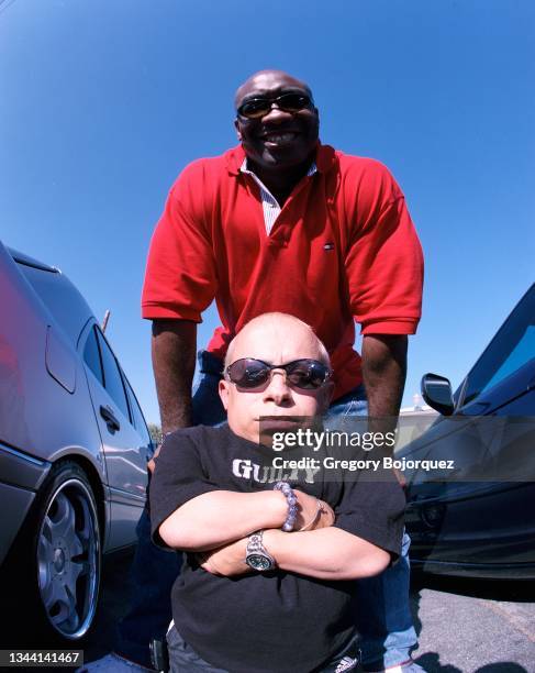 American actors Verne Troyer and Michael Clarke Duncan in May, 2000 in San Gabriel, California.