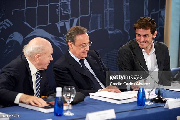 Honorary President of Real Madrid Alfredo Di Stefano, Real Madrid President Florentino Fernandez and Real Madrid goalkeeper Iker Casillas attend the...