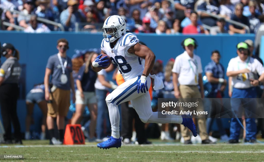 Indianapolis Colts v Tennessee Titans