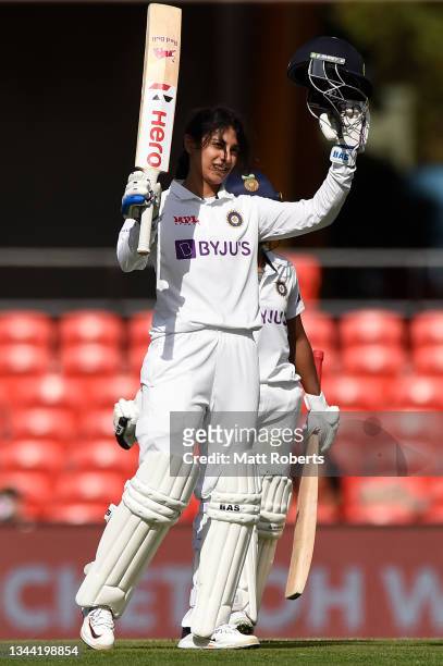 1,555 Smriti Mandhana Photos and Premium High Res Pictures - Getty Images