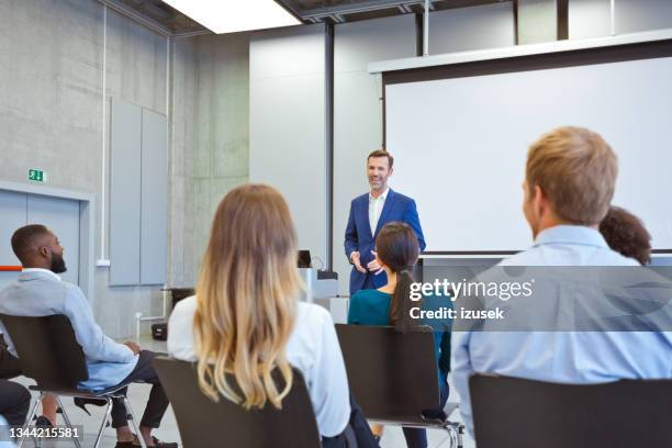 Discution Chair 321 Panel Discussion Chairs Stock Photos, High-Res Pictures, and Images ...
