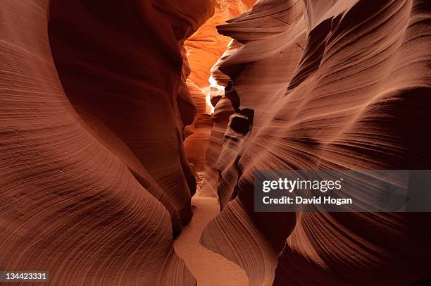 canyon contours - slot canyon stock pictures, royalty-free photos & images