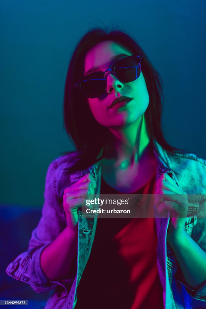 Stylish woman with sunglasses