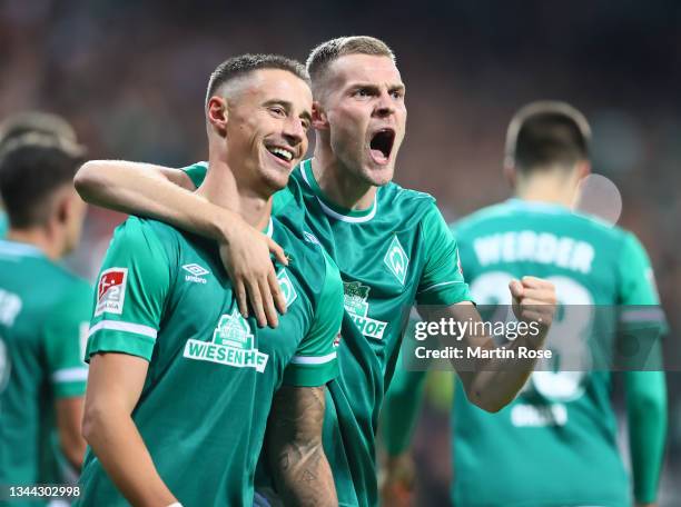 Marco Friedl celebrates scoring his goal with Marvin Ducksch of Bremen during the Second Bundesliga match between SV Werder Bremen and 1. FC...